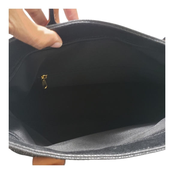 Bugatti Vintage Duffle Bag - Picture 14 of 14